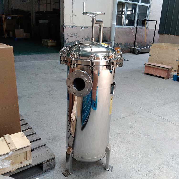 華豫供應(yīng)DN100多袋式過(guò)濾器 三只濾袋180*810 不銹鋼筒體